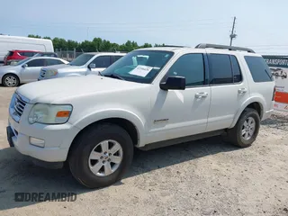 2008 Ford Explorer XLT z VIN 1FMEU73E68UA09652, wystawiony jako IAAI lot #42396626 z przebiegiem 108 395 mil mil oraz . Historia ofert i sprzedaży dostępna na DreamBid. Obrazek 13.
