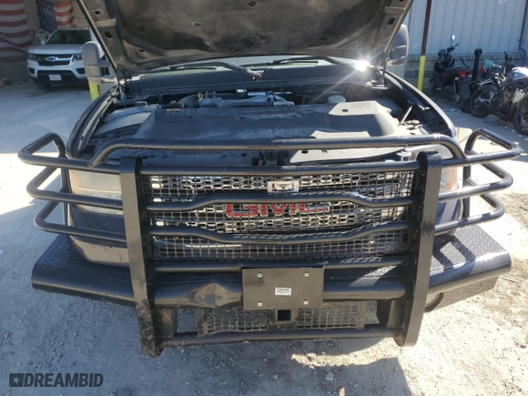2011 GMC Sierra 2500HD SLE with VIN 1GT220C80BZ169793, listed as a Copart auction lot 73685034 with 209,887 mi miles and Salvage Title. Bid and sale history available at carsss.com. Image 11.
