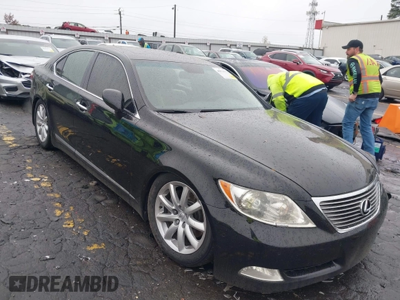 2007 Lexus LS 460 with VIN JTHBL46F175023561, listed as a IAAI auction lot 40870832 with 237,969 mi miles and . Bid and sale history available at DreamBid. Image 1.