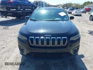 2020 Jeep Cherokee Latitude Plus z VIN 1C4PJMLB6LD584675, wystawiony jako IAAI lot #41943512 z przebiegiem 29 370 mil mil oraz . Historia ofert i sprzedaży dostępna na DreamBid. Obrazek 13.