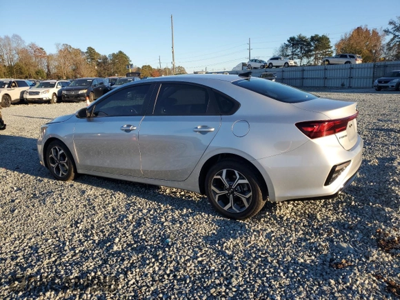 2021 Kia Forte LXS z VIN 3KPF24AD9ME352097, wystawiony jako Copart lot #80900344 z przebiegiem 95 263 mil mil oraz Szkoda całkowita • Salvage title. Historia ofert i sprzedaży dostępna na DreamBid. Obrazek 2.