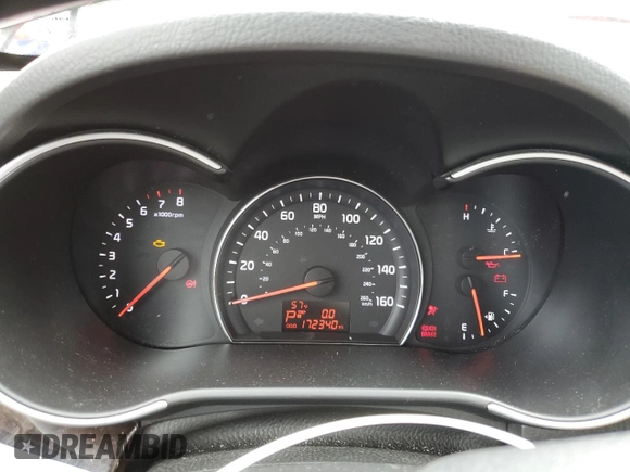 2014 Kia Sorento LX with VIN 5XYKTCA64EG544099, listed as a Copart auction lot 51758305 with 172,340 mi miles and Clean Title. Bid and sale history available at carsss.com. Image 9.
