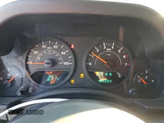 2007 Jeep Wrangler Unlimited X with VIN 1J4GB39177L124940, listed as a Copart auction lot 42505695 with 186,204 mi miles and Salvage title. Bid and sale history available at DreamBid. Image 9.