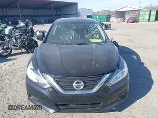 2018 Nissan Altima SR with VIN 1N4AL3AP8JC282175, listed as a IAAI auction lot 41238328 with 117,198 mi miles and . Bid and sale history available at carsss.com. Image 12.