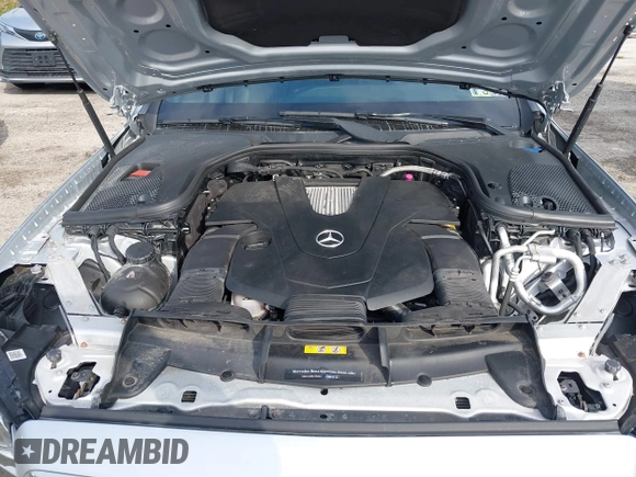 2019 Mercedes-Benz E 450 with VIN WDDZH6JB7KA520993, listed as a IAAI auction lot 40525935 with Not provided miles and . Bid and sale history available at DreamBid. Image 10.