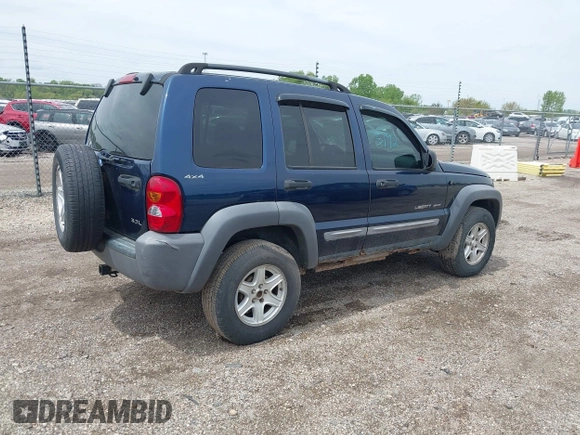2002 Jeep Liberty Sport with VIN 1J4GL48K42W260513, listed as a IAAI auction lot 42163192 with 146,789 mi miles. Bid and sale history available at carsss.com. Image 4.