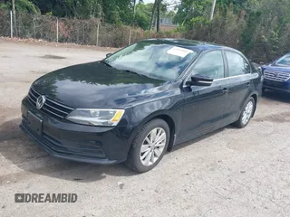 2015 Volkswagen Jetta SE z VIN 3VWD17AJXFM338250, wystawiony jako IAAI lot #42651860 z przebiegiem 119 751 mil mil oraz . Historia ofert i sprzedaży dostępna na DreamBid. Obrazek 2.