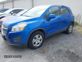 2015 Chevrolet Trax LS with VIN KL7CJKSB9FB197233, listed as a IAAI auction lot 41198111 with 54,889 mi miles. Bid and sale history available at carsss.com. Image 2.