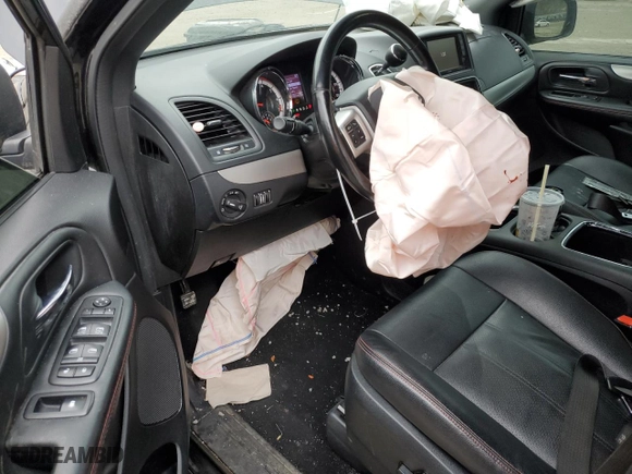 2020 Dodge Grand Caravan GT with VIN 2C4RDGEG2LR189397, listed as a Copart auction lot 85428424 with 137,822 mi miles and Salvage Title. Bid and sale history available at carsss.com. Image 8.