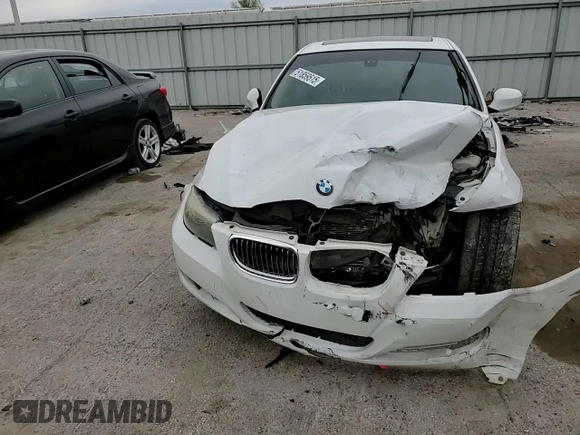 2011 BMW 3 Series 335d z VIN WBAPN7C58BA950567, wystawiony jako Copart lot #51859515 z przebiegiem Nie podano mil oraz Szkoda całkowita • Salvage title. Historia ofert i sprzedaży dostępna na DreamBid. Obrazek 12.