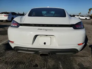 2018 Porsche 718 Cayman z VIN WP0AA2A87JK262265, wystawiony jako Copart lot #72843263 z przebiegiem 32 732 mil mil oraz . Historia ofert i sprzedaży dostępna na DreamBid. Obrazek 6.