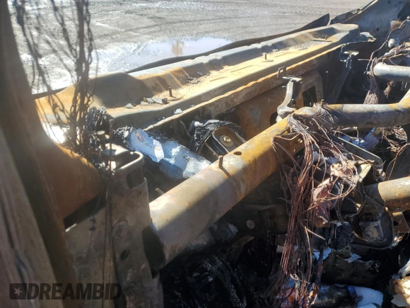 2016 Ford Transit Cargo z VIN 1FTYR2ZM7GKA32341, wystawiony jako Copart lot #45100535 z przebiegiem Nie podano mil oraz Szkoda całkowita • Salvage title. Historia ofert i sprzedaży dostępna na DreamBid. Obrazek 9.