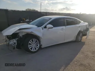 2014 Lexus ES 350 with VIN JTHBK1GG0E2092264, listed as a Copart auction lot 44251105 with 0 mi miles and Salvage Title. Bid and sale history available at carsss.com. Image 1.