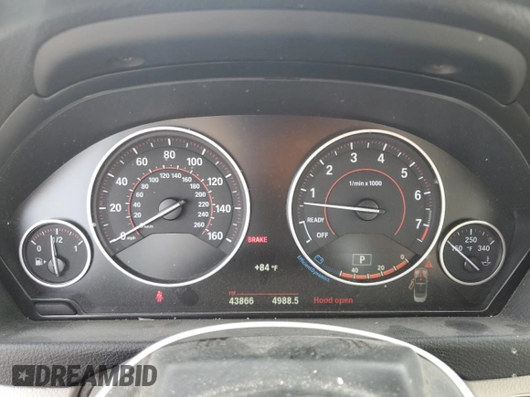 2018 BMW 4 Series 440i z VIN WBA4Z5C57JEE16756, wystawiony jako Copart lot #54753625 z przebiegiem 43 866 mil mil oraz Szkoda całkowita • Salvage title. Historia ofert i sprzedaży dostępna na DreamBid. Obrazek 9.