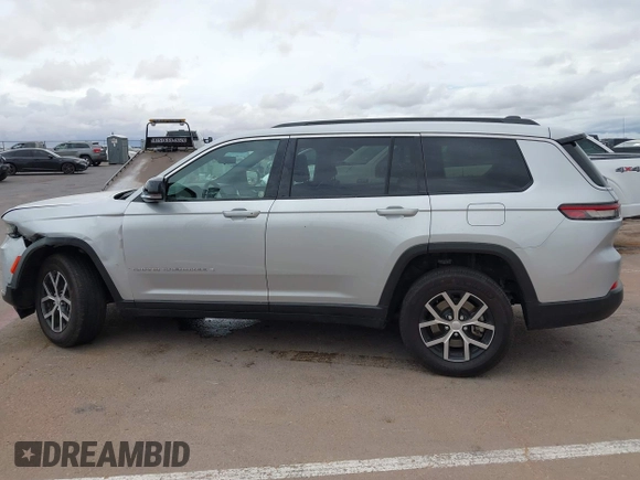 2024 Jeep Grand Cherokee Limited with VIN 1C4RJKBG3R8536286, listed as a IAAI auction lot 42578700 with 43,126 mi miles and . Bid and sale history available at DreamBid. Image 14.