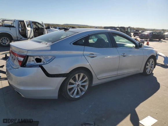 2017 Hyundai Azera Limited with VIN KMHFH4JG2HA588510, listed as a Copart auction lot 81625064 with 38,664 mi miles and Salvage Title. Bid and sale history available at carsss.com. Image 3.