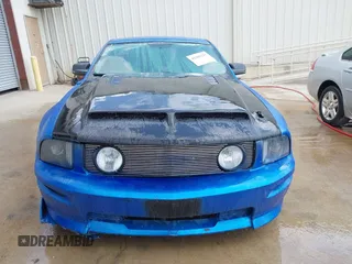 2007 Ford Mustang GT Deluxe with VIN 1ZVHT82HX75237407, listed as a IAAI auction lot 42582107 with 228,630 mi miles and . Bid and sale history available at DreamBid. Image 12.