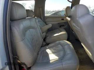 2002 Chevrolet Suburban LT with VIN 1GNFK16Z22J140703, listed as a Copart auction lot 41691065 with 234,596 mi miles and Salvage Title. Bid and sale history available at carsss.com. Image 12.