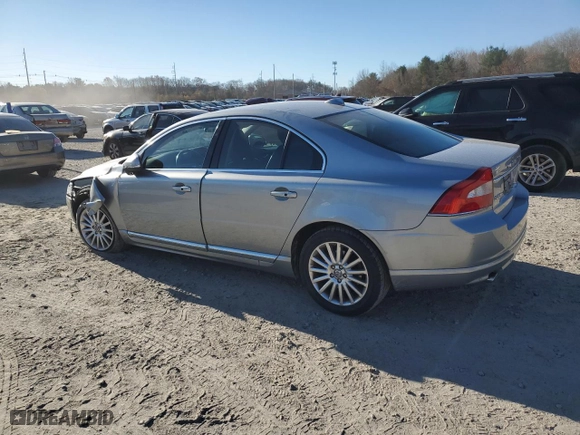 2013 Volvo S80 3.2L with VIN YV1940AS9D1165521, listed as a Copart auction lot 78654734 with 40,547 mi miles and Clean Title. Bid and sale history available at carsss.com. Image 2.