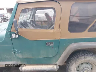 1997 Jeep Wrangler SE with VIN 1J4FY29P1VP408966, listed as a IAAI auction lot 41683640 with 106,910 mi miles. Bid and sale history available at carsss.com. Image 14.