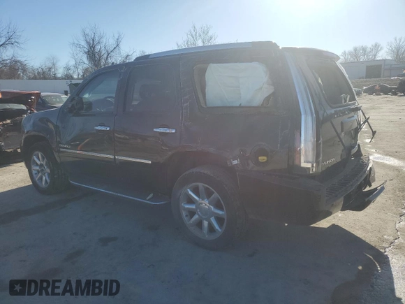 2014 GMC Yukon Denali with VIN 1GKS2EEF7ER170165, listed as a Copart auction lot 47138225 with 123,678 mi miles and Salvage Title. Bid and sale history available at carsss.com. Image 2.
