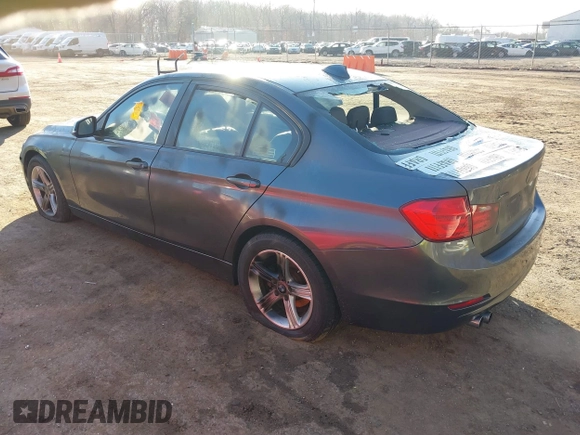 2015 BMW 3 Series 328i xDrive with VIN WBA3B5G55FNS19437, listed as a IAAI auction lot 41765832 with 137,993 mi miles. Bid and sale history available at carsss.com. Image 3.