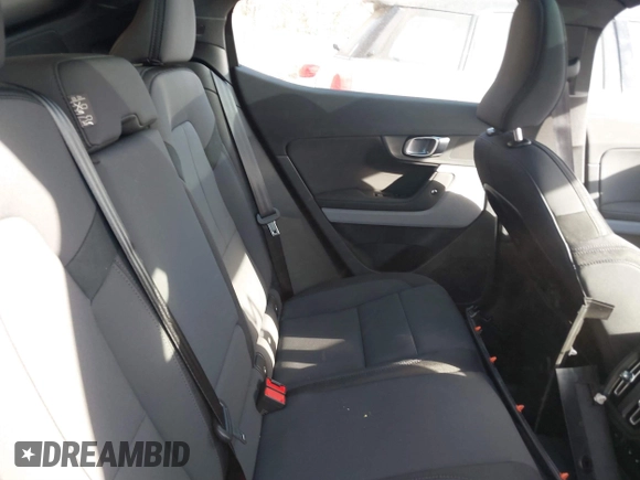2021 Polestar 2 Launch Edition with VIN LPSED3KA6ML010269, listed as a IAAI auction lot 40809811 with 40,595 mi miles and . Bid and sale history available at DreamBid. Image 8.