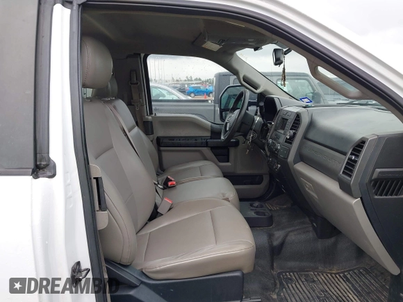 2017 Ford F-250 XL with VIN 1FD7X2A60HEE87543, listed as a IAAI auction lot 41654518 with 163,827 mi miles and . Bid and sale history available at DreamBid. Image 5.