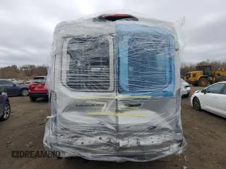 2021 Ford Transit Passenger XL with VIN 1FDZK1C82MKA81226, listed as a Copart auction lot 76893224 with 22,679 mi miles and Salvage Title. Bid and sale history available at DreamBid. Image 6.