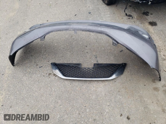 2016 Toyota Sienna SE with VIN 5TDXK3DCXGS738443, listed as a Copart auction lot 82042174 with 108,761 mi miles and Salvage title. Bid and sale history available at DreamBid. Image 13.