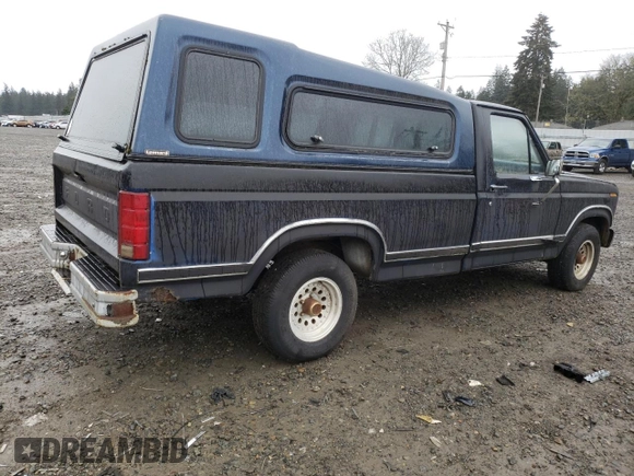 1986 Ford F-150 with VIN 2FTDF15Y2GCB58735, listed as a Copart auction lot 46732215 with 54,401 mi miles and Clean Title. Bid and sale history available at carsss.com. Image 3.