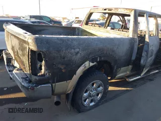 2011 Ram 2500 Big Horn z VIN 3D7UT2CL4BG513184, wystawiony jako IAAI lot #41436692 z przebiegiem Nie podano mil oraz . Historia ofert i sprzedaży dostępna na DreamBid. Obrazek 13.