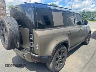 2020 Land Rover Defender X z VIN SALEXEEU1L2033276, wystawiony jako Copart lot #64449055 z przebiegiem 75 389 mil mil oraz Czysty tytuł • Clean title. Historia ofert i sprzedaży dostępna na DreamBid. Obrazek 3.