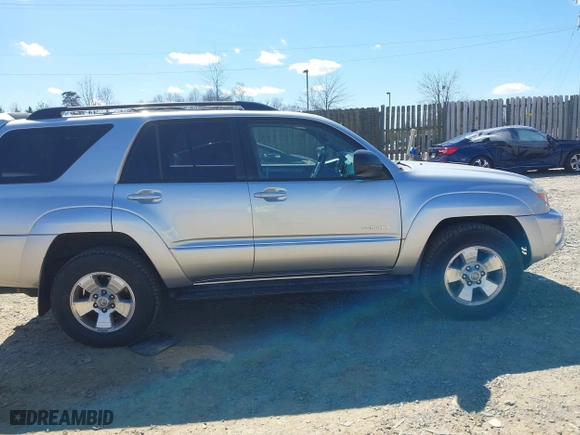 2005 Toyota 4Runner SR5 with VIN JTEBU14R250061123, listed as a IAAI auction lot 41831373 with 118,090 mi miles. Bid and sale history available at carsss.com. Image 13.