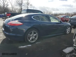 2010 Porsche Panamera S with VIN WP0AB2A75AL061320, listed as a Copart auction lot 44996365 with 145,786 mi miles and Salvage Title. Bid and sale history available at carsss.com. Image 3.