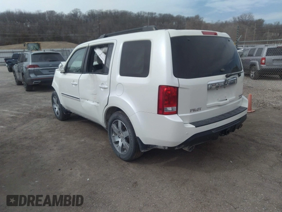 2015 Honda Pilot Touring with VIN 5FNYF4H9XFB047607, listed as a IAAI auction lot 41781534 with 157,252 mi miles. Bid and sale history available at carsss.com. Image 3.