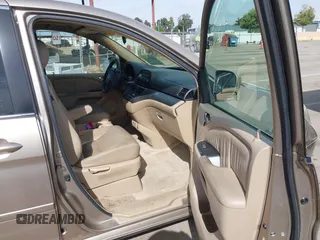 2005 Honda Odyssey EX-L z VIN 5FNRL38615B407908, wystawiony jako IAAI lot #42076045 z przebiegiem 170 950 mil mil oraz . Historia ofert i sprzedaży dostępna na DreamBid. Obrazek 5.