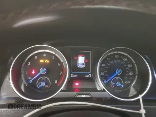 2017 Volkswagen Golf с VIN WVWWF7AU8HW072124, выставлен на аукционе Copart как лот 46450095 с пробегом 86 037 миль миль и Списание • Salvage title. История ставок и продаж доступна на DreamBid. Изображение 9.