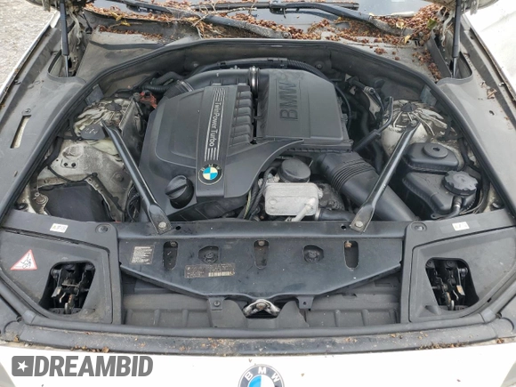 2013 BMW 5 Series 535i xDrive с VIN WBAFU7C55DDU76013, выставлен на аукционе Copart как лот 65446515 с пробегом 155 482 миль миль и Чистый • Clean title. История ставок и продаж доступна на DreamBid. Изображение 11.
