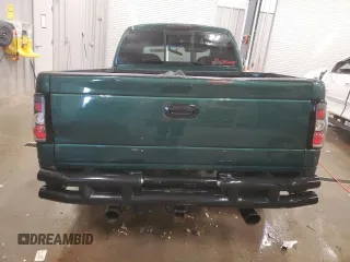 2000 Dodge Dakota Sport with VIN 1B7GG2AN1YS769770, listed as a Copart auction lot 86700484 with 0 mi miles and Clean Title. Bid and sale history available at carsss.com. Image 6.