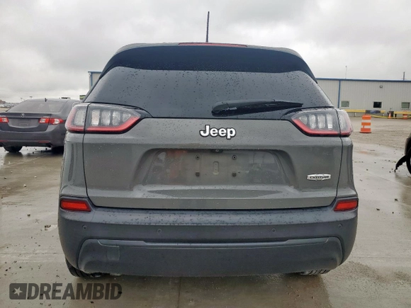 2019 Jeep Cherokee Latitude Plus with VIN 1C4PJLLB3KD357999, listed as a Copart auction lot 60349725 with 79,061 mi miles and Clean title. Bid and sale history available at DreamBid. Image 6.