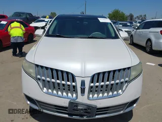 2010 Lincoln MKT EcoBoost with VIN 2LMHJ5AT6ABJ10752, listed as a IAAI auction lot 42140610 with Not Provided miles and . Bid and sale history available at DreamBid. Image 12.