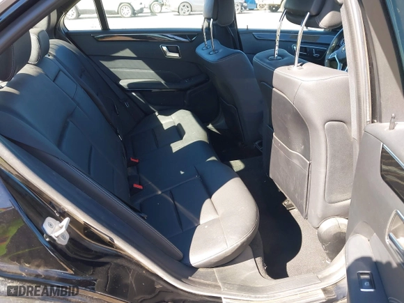 2016 Mercedes-Benz E-Class E 250 BlueTEC Luxury with VIN WDDHF0EB9GB274152, listed as a IAAI auction lot 41714634 with 77,661 mi miles. Bid and sale history available at carsss.com. Image 8.