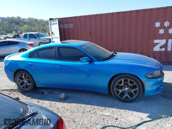 2015 Dodge Charger SXT with VIN 2C3CDXHG1FH866598, listed as a IAAI auction lot 41944761 with 201,163 mi miles and . Bid and sale history available at DreamBid. Image 13.