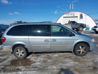 2006 Dodge Grand Caravan SXT with VIN 2D4GP44L86R600904, listed as a IAAI auction lot 41645249 with 153,192 mi miles. Bid and sale history available at carsss.com. Image 13.