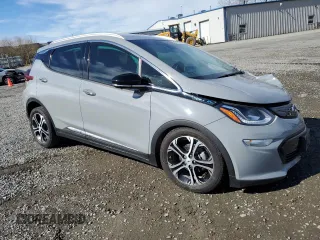 2020 Chevrolet Bolt EV Premier z VIN 1G1FZ6S07L4119587, wystawiony jako Copart lot #50548155 z przebiegiem 21 136 mil mil oraz Szkody całkowita. Historia ofert i sprzedaży dostępna na DreamBid. Obrazek 4.