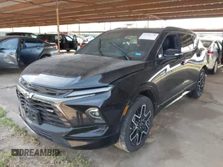 2023 Chevrolet Blazer RS z VIN 3GNKBERS8PS136262, wystawiony jako IAAI lot #41932128 z przebiegiem 53 443 mil mil oraz . Historia ofert i sprzedaży dostępna na DreamBid. Obrazek 2.