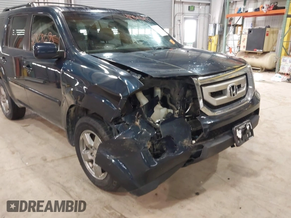 2011 Honda Pilot EX-L with VIN 5FNYF4H52BB038651, listed as a IAAI auction lot 41868695 with 281,683 mi miles. Bid and sale history available at carsss.com. Image 6.