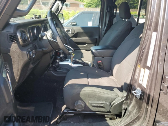 2018 Jeep Wrangler Unlimited Sport with VIN 1C4HJXDG4JW120883, listed as a Copart auction lot 62215845 with 58,632 mi miles and Salvage title. Bid and sale history available at DreamBid. Image 7.
