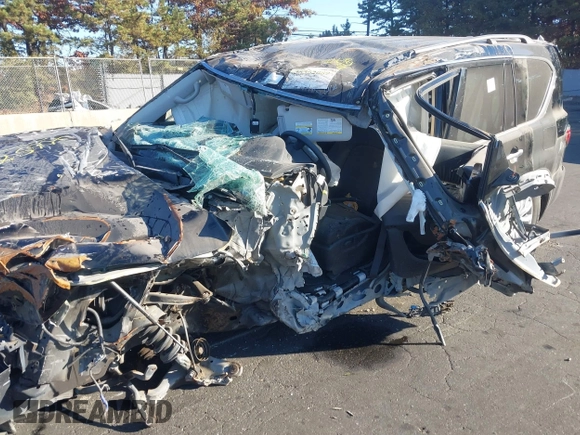 2021 Nissan Armada SV z VIN JN8AY2AD1M9661620, wystawiony jako IAAI lot #40652963 z przebiegiem Nie podano mil oraz . Historia ofert i sprzedaży dostępna na DreamBid. Obrazek 6.